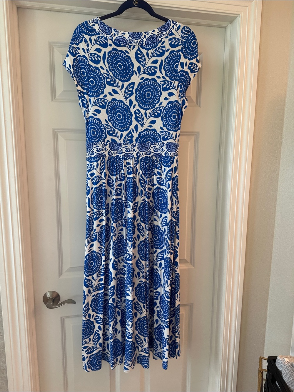Boden Blue and White Floral Midi Dress - Women's - Picture 3 of 4